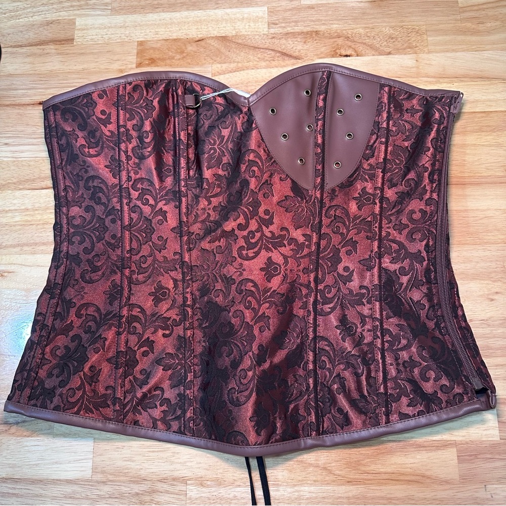 Charmian overbust corset size 5x, NWT